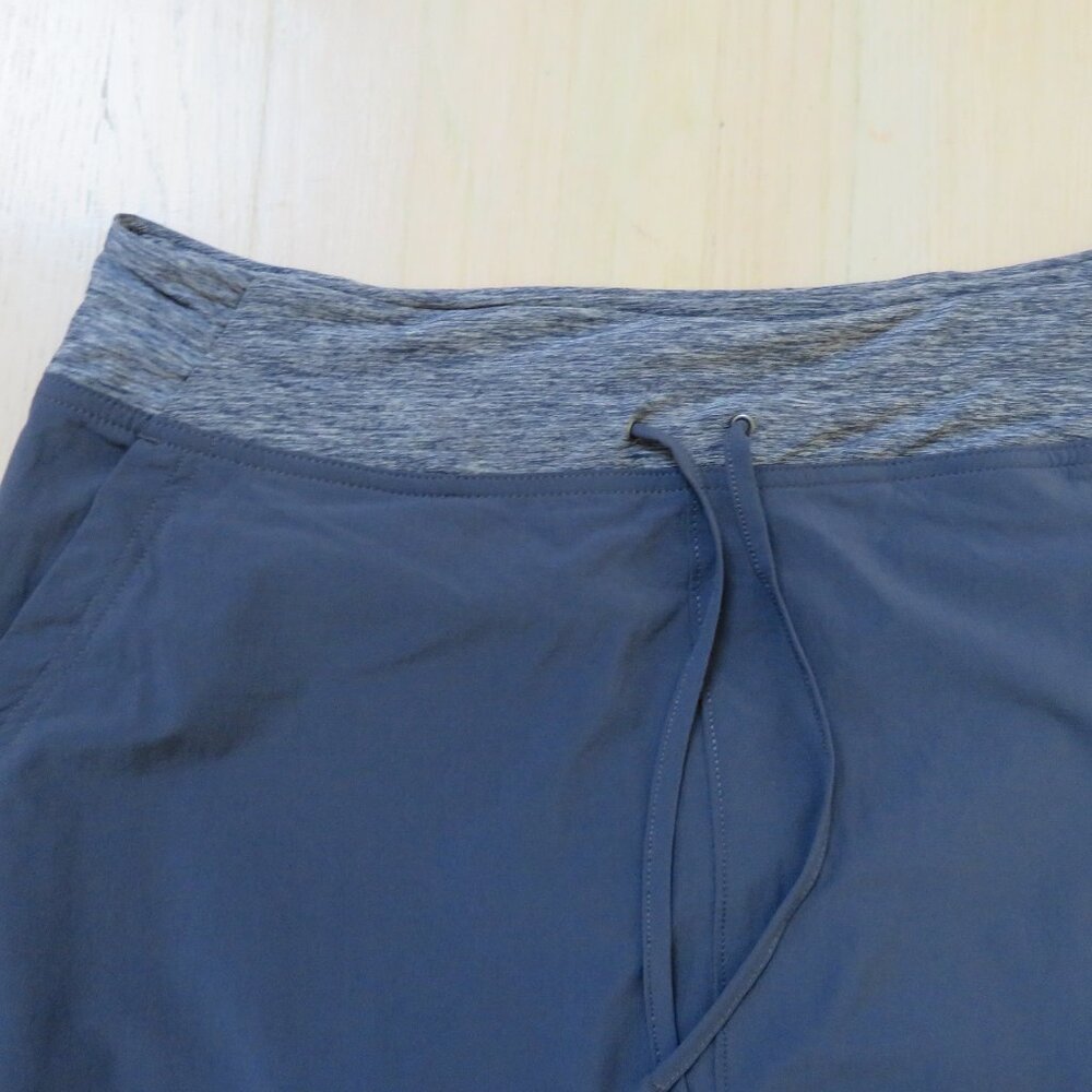 Duluth Trading Co Navy Blue Outdoor Skort Water Resistant - Picture 2 of 6